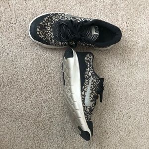 Nike shoes with cheetah print